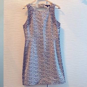 White and black polka-dotted Dress from Banana Republic. Size 10
